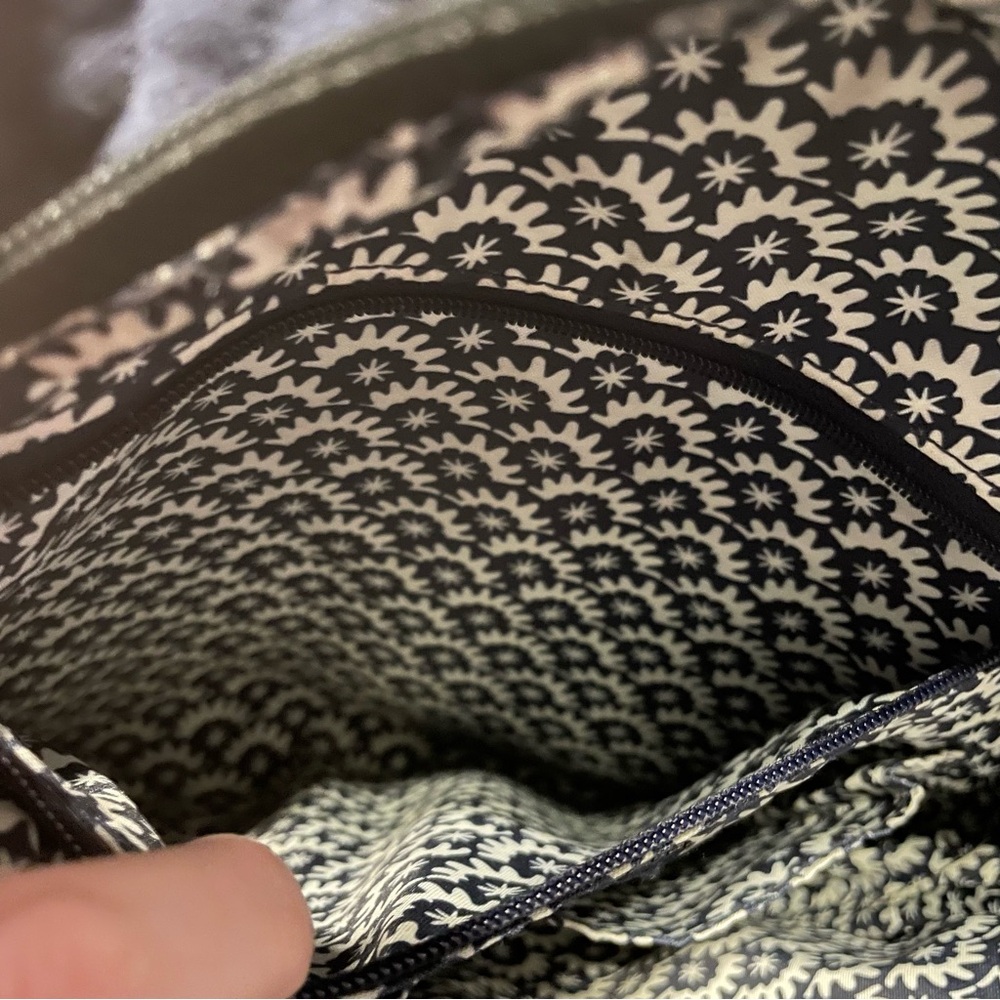 Vera Bradley Quilted Navy Velvet Backpack - Picture 10 of 13